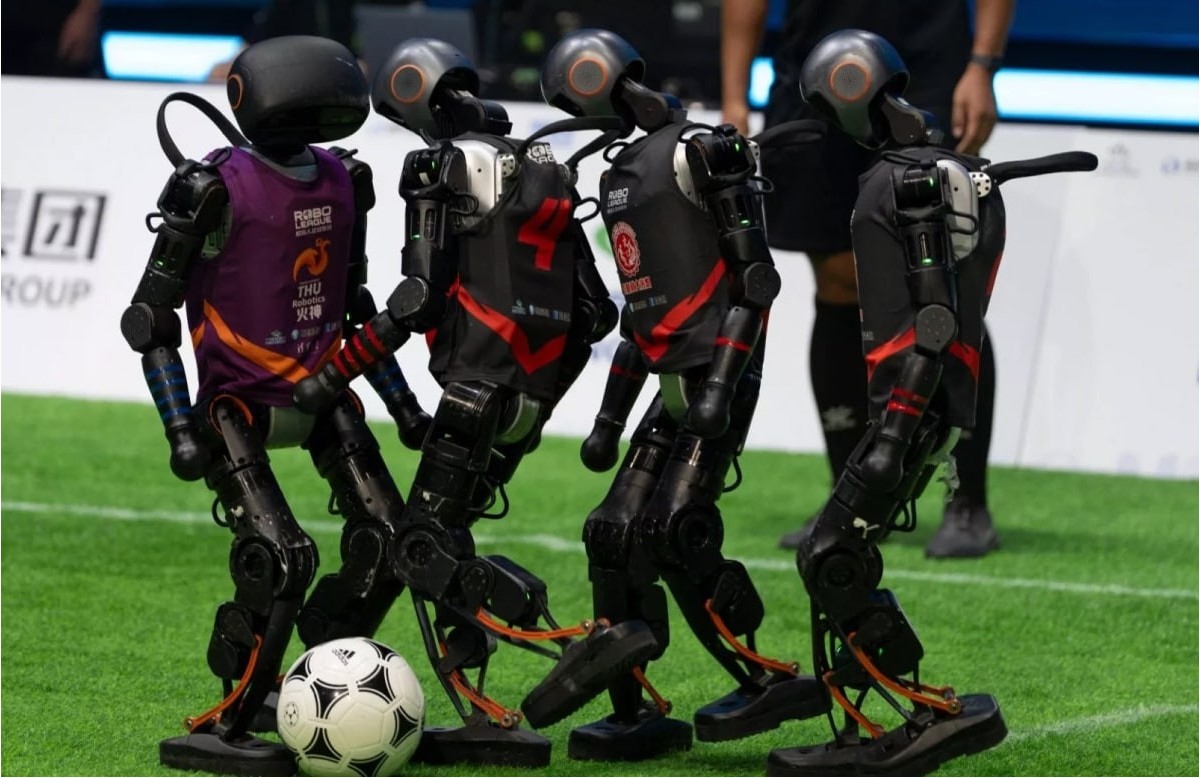 El primer partido de fútbol por robots